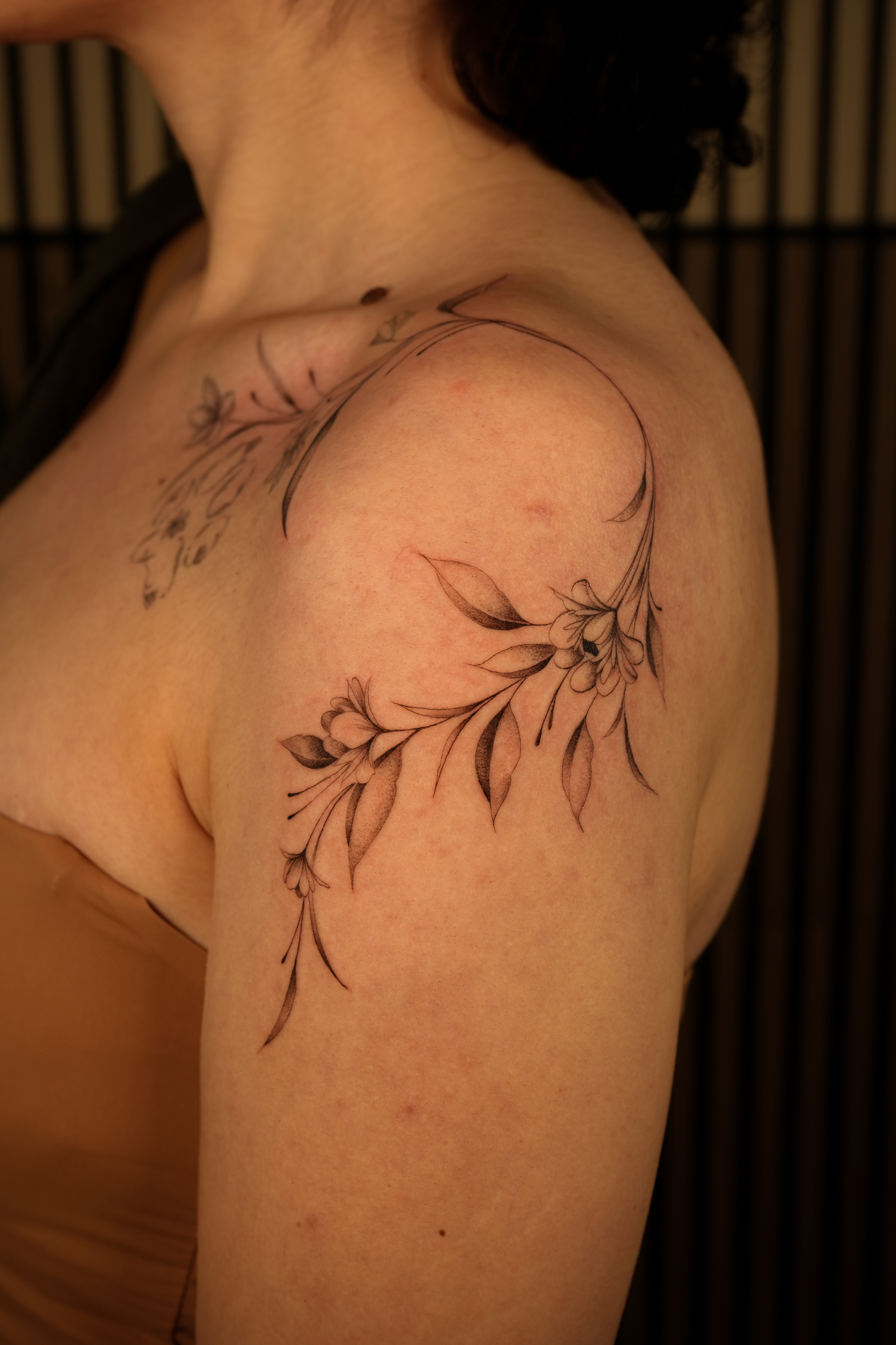 Delicate floral shoulder wrap